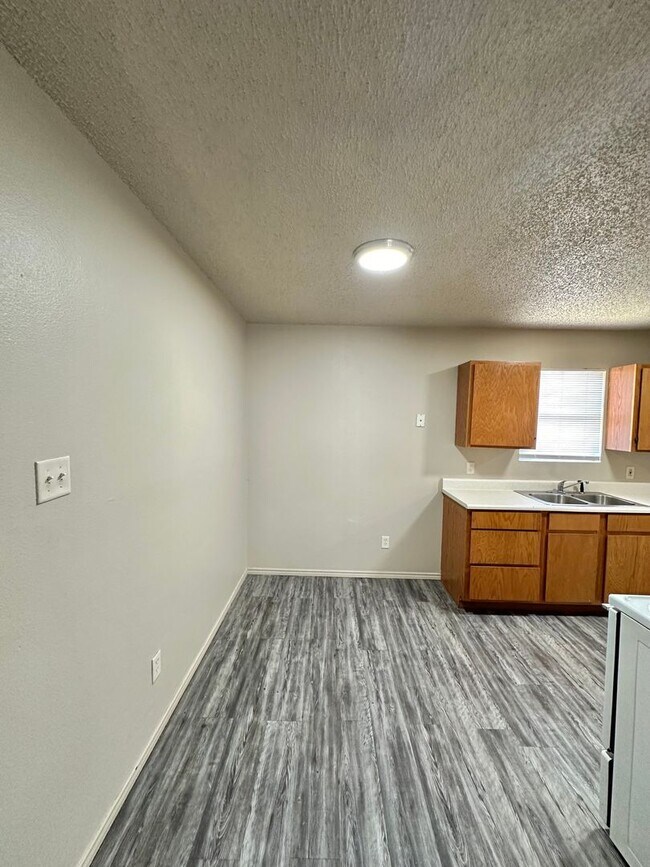 Building Photo - 1504 82nd St