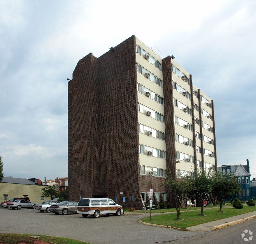 Foto principal - Rachel Carson Hall