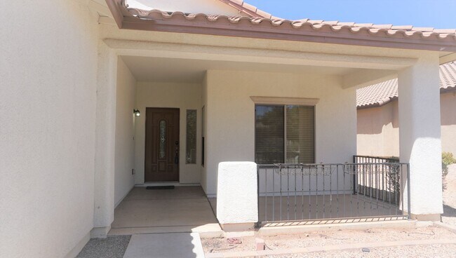 Building Photo - Lovely Home Close to Playground