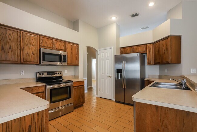 Building Photo - 2831 Laurel Leaf Dr