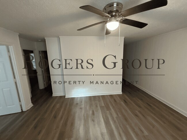 Foto del edificio - #450 - 105-107 Carter St Duplex