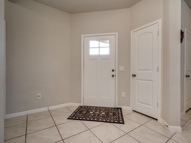 Building Photo - 6612 Janes Ranch Rd