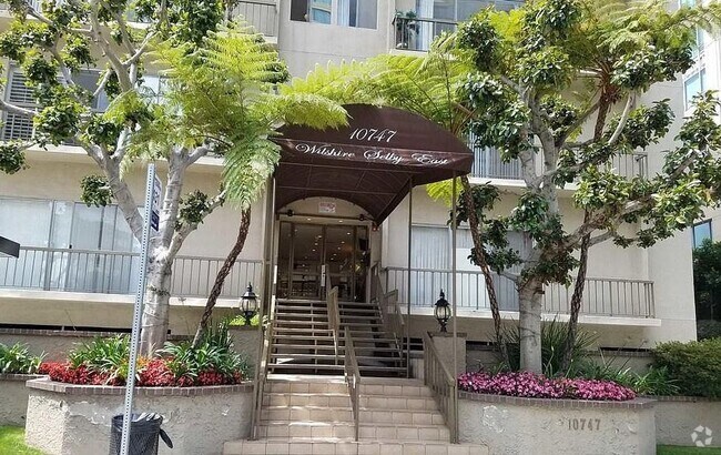 Building Photo - 10747 Wilshire Blvd