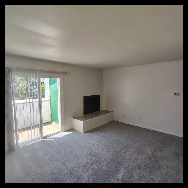 Foto del edificio - 600 Reusens Rd