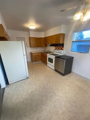 Building Photo - 1617 St Johns Ave