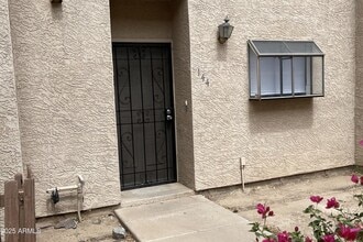 Building Photo - 6550 N 47th Ave