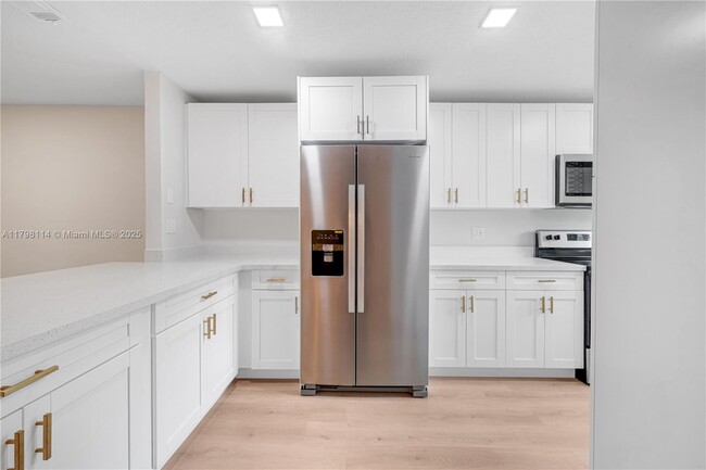 Foto del edificio - 14725 SW 107th Terrace