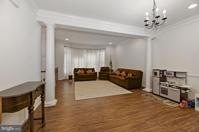 Foto del edificio - 43241 Mitcham Square