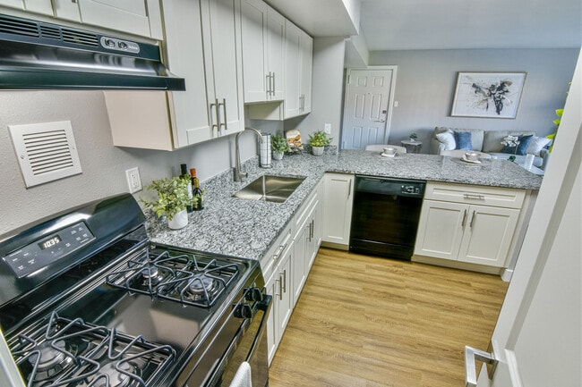 Building Photo - Verona at District Heights