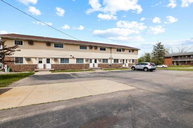 Building Photo - 6301 Frankn Dot Dr