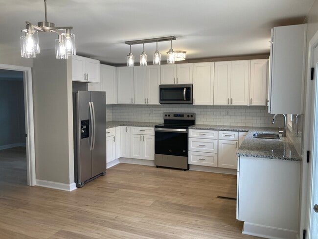 New Kitchen - 1200 S Highland Ave