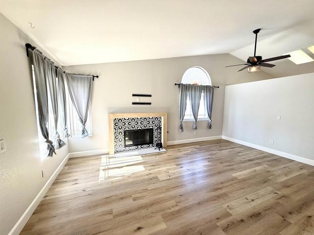 Building Photo - 24399 Oakridge Cir