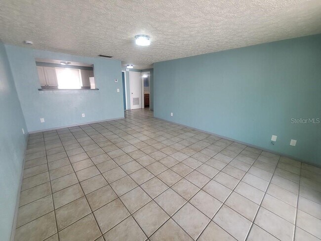 Building Photo - 5709 Silver Spur Dr