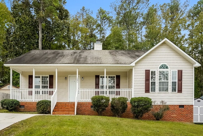 Building Photo - 121 Westonridge Run