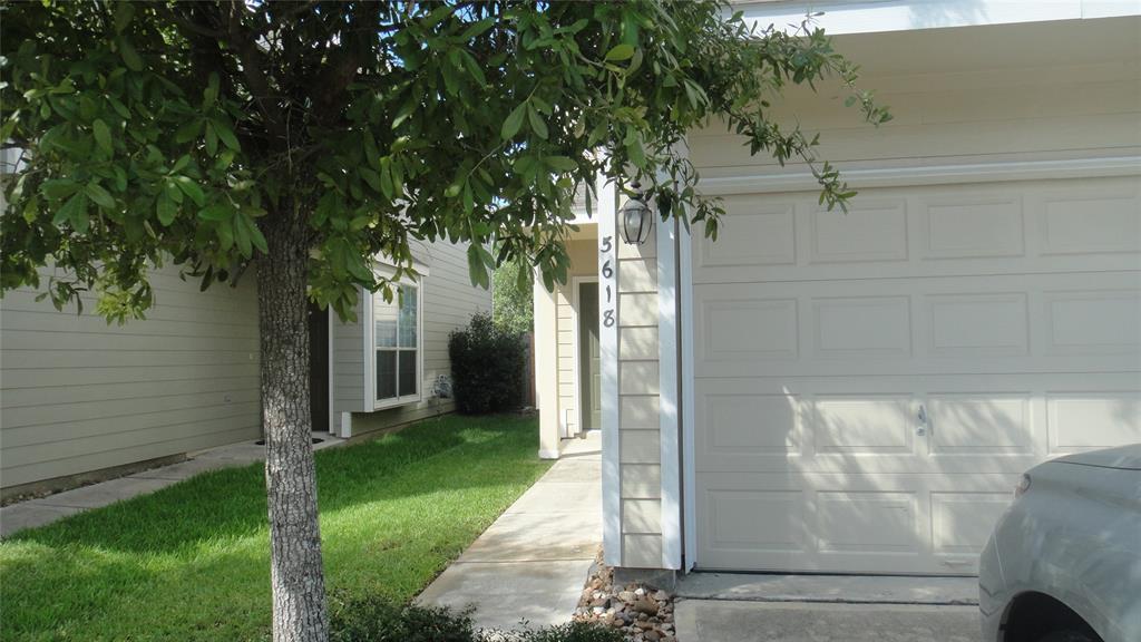 5618 Claybeck Ln, Katy, TX 77494 Condo for Rent in Katy, TX