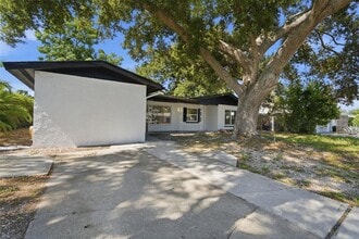 Building Photo - 2317 Grove St