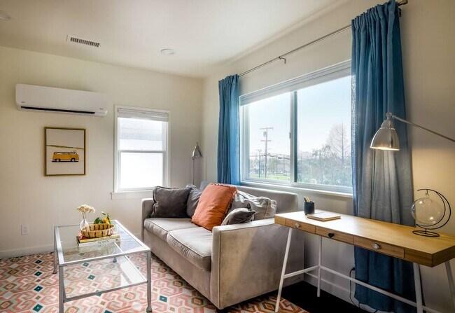 Foto del edificio - 2816 Martin Luther King Jr Way