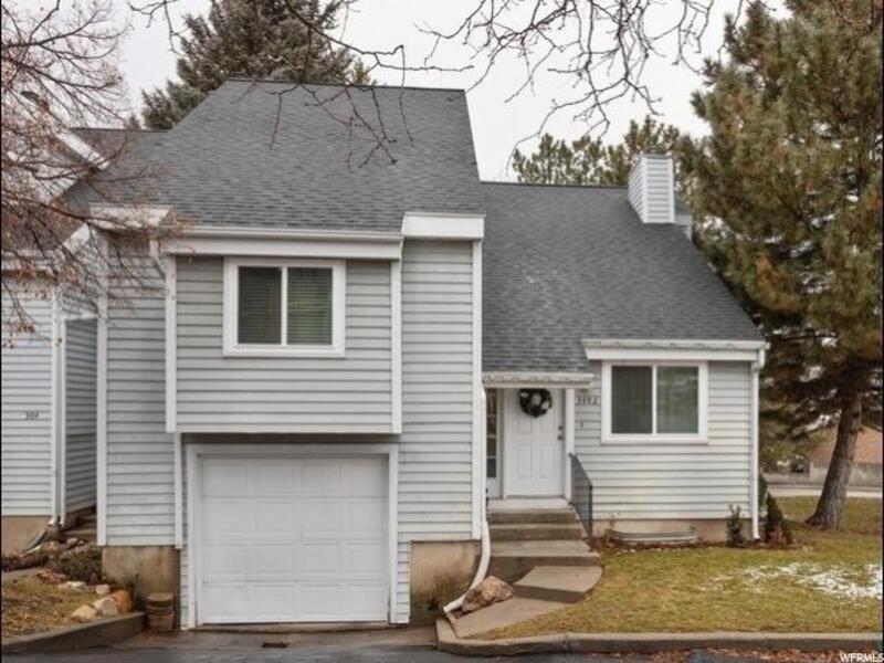 Primary Photo - 3102 Applewood Dr