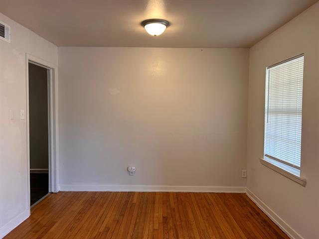 Foto del edificio - 10850 Mandalay Dr