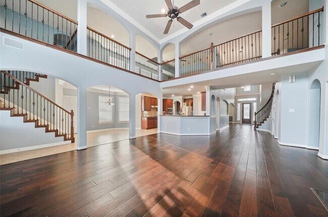 Building Photo - 7810 Trinity Hills Ln