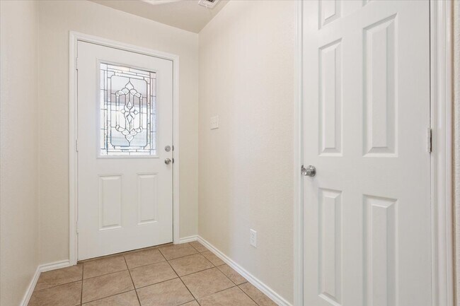 Foto del edificio - 4524 Canyon Ridge Dr