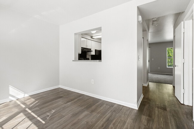 Building Photo - Mason Street