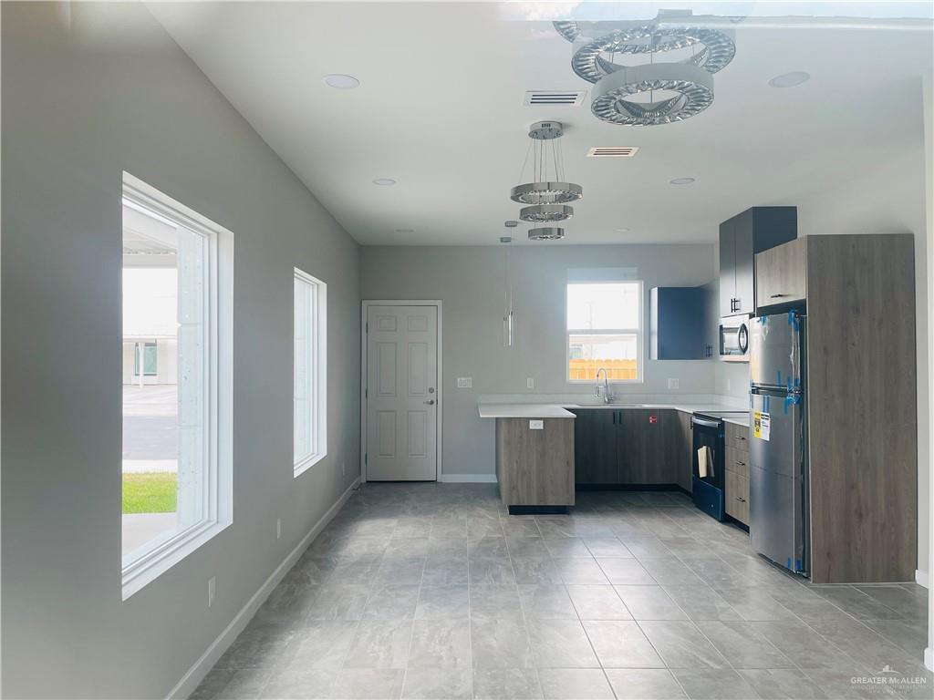 Building Photo - 801 Sugar St