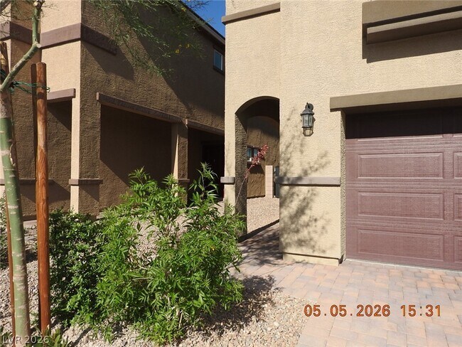 Building Photo - 5312 Appledale St