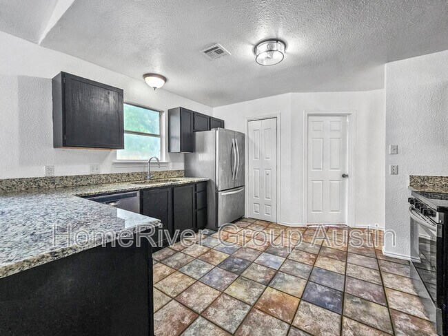 Foto del edificio - 1269 Hilltop Dr