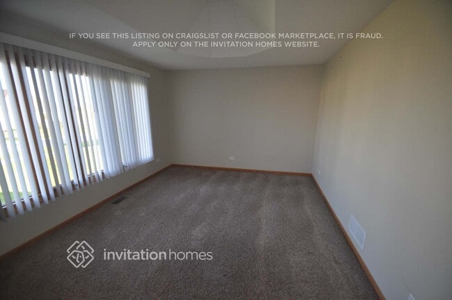 Building Photo - 1021 Amlin Terrace