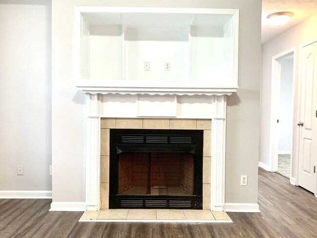 Building Photo - 3794 Bret Dr