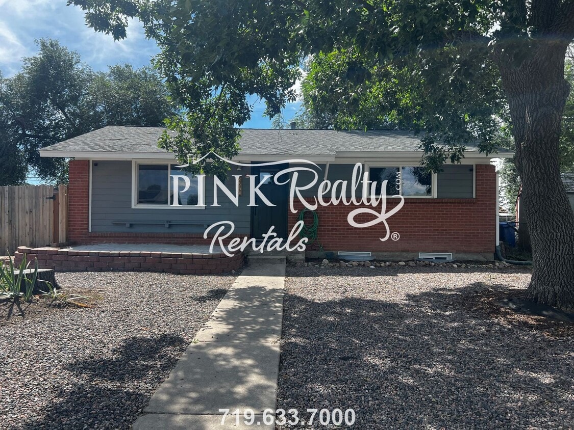 Photo - 2534 Ivanhoe Drive-