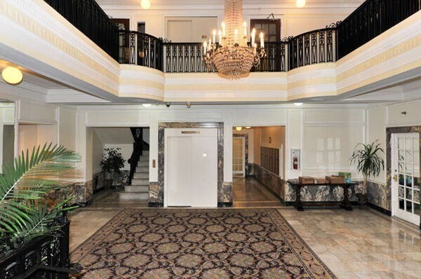 Foto principal - 464-466-466 Commonwealth Ave