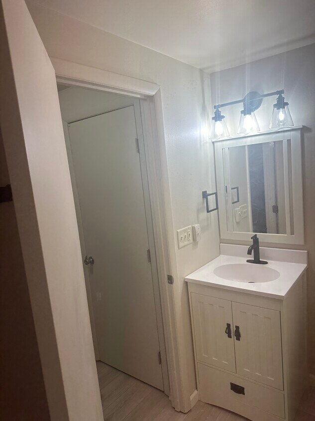 Bathroom - 303 N Pleasant St