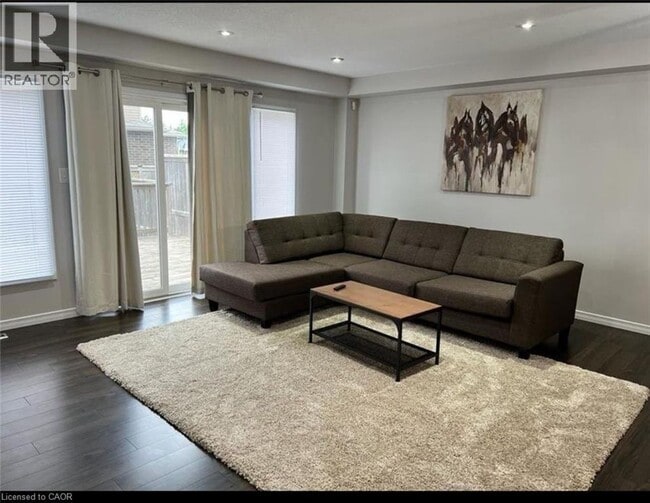 Building Photo - 129 Rochefort St.