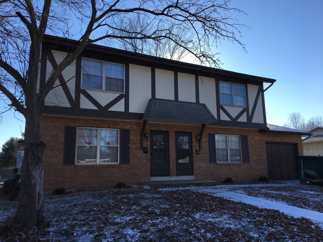 760 Harvard Dr, Edwardsville, IL 62025 Townhome Rentals in