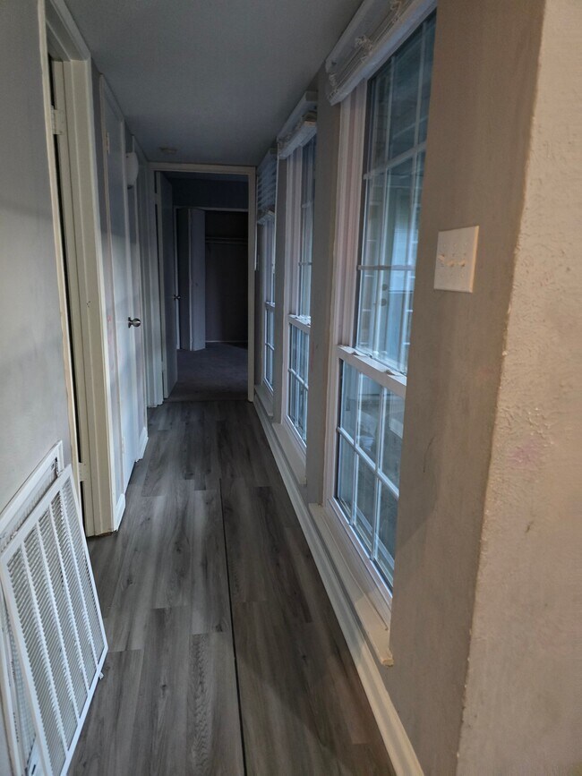 Foto del edificio - 4453 Chapman St