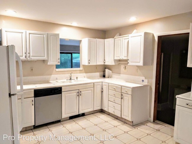 Building Photo - 1 br, 1 bath House - 50 Floodbridge Road