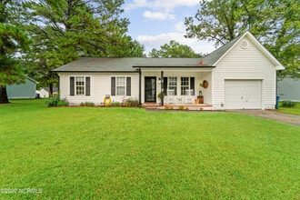 Building Photo - 128 Sweet Water Dr