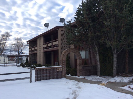 Primary Photo - 735 W Sussex Ave