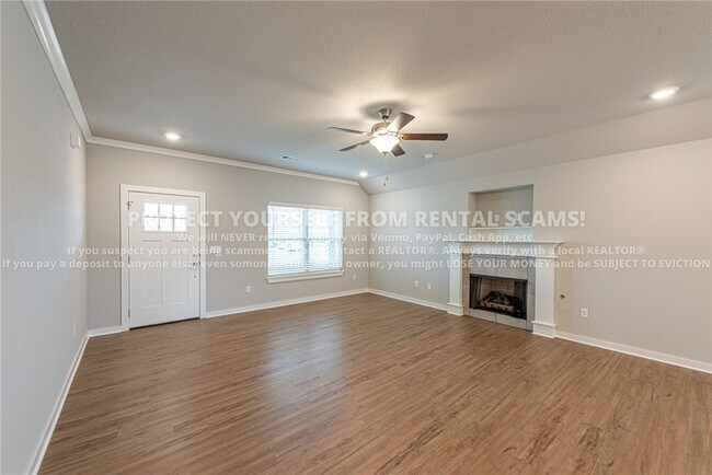 Foto del edificio - 4373 W Newton Ave