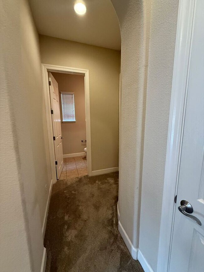 Foto del edificio - South Reno 4 Bed 4.5 Bath Home W/ Casita
