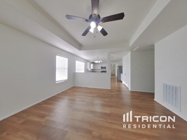 Foto del edificio - 4935 Winding View Ln