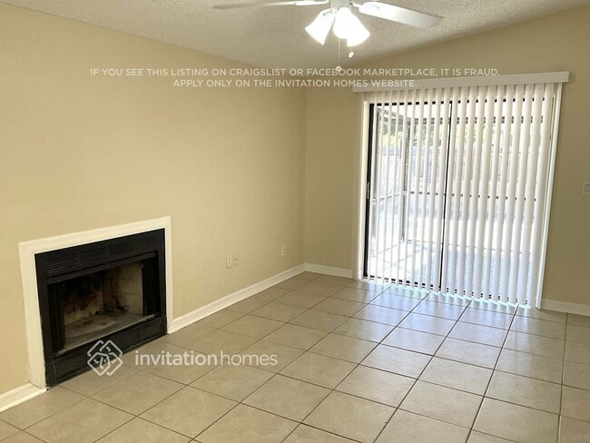 Foto del edificio - 9709 Rushwood Ct