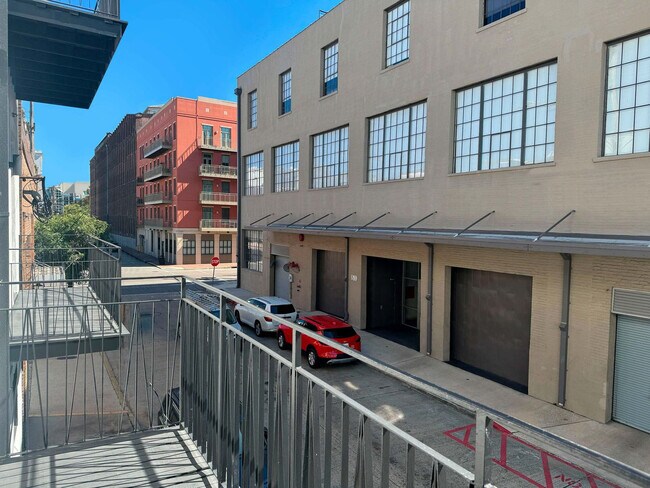 Foto del edificio - 1050 Annunciation St