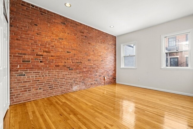 Bedroom 1 - 40 Joy St