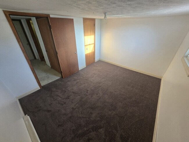 Foto del edificio - Charming 2BR Duplex in Waterford