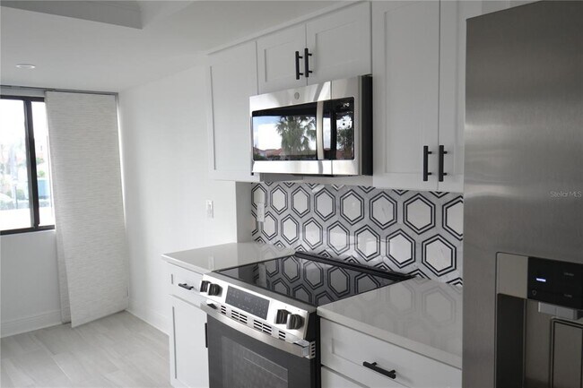 Foto del edificio - 1651 Sand Key Estates Ct