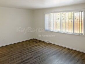 Building Photo - 9165 Perry St