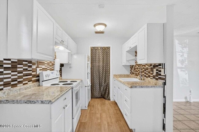 Foto del edificio - 2285 Fruitwood Ct